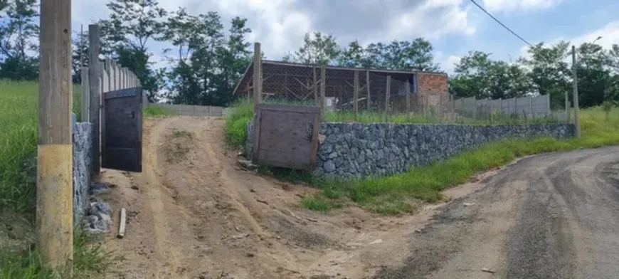 Foto 1 de Fazenda/Sítio com 1 Quarto à venda, 1000m² em Chácaras Santa Maria, Jacareí