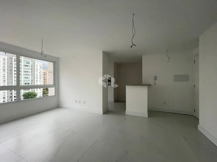 Foto 1 de Apartamento com 1 Quarto à venda, 51m² em Passo da Areia, Porto Alegre