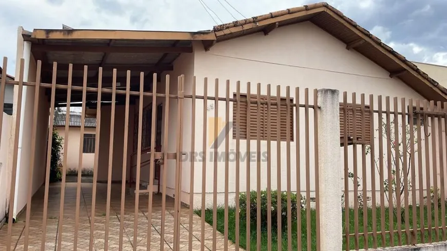 Foto 1 de Casa com 3 Quartos à venda, 125m² em Vitoria Regia, Londrina