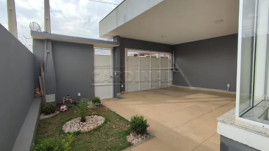 Foto 1 de Imóvel Comercial com 3 Quartos à venda, 140m² em Residencial Jequitiba I, Ibaté