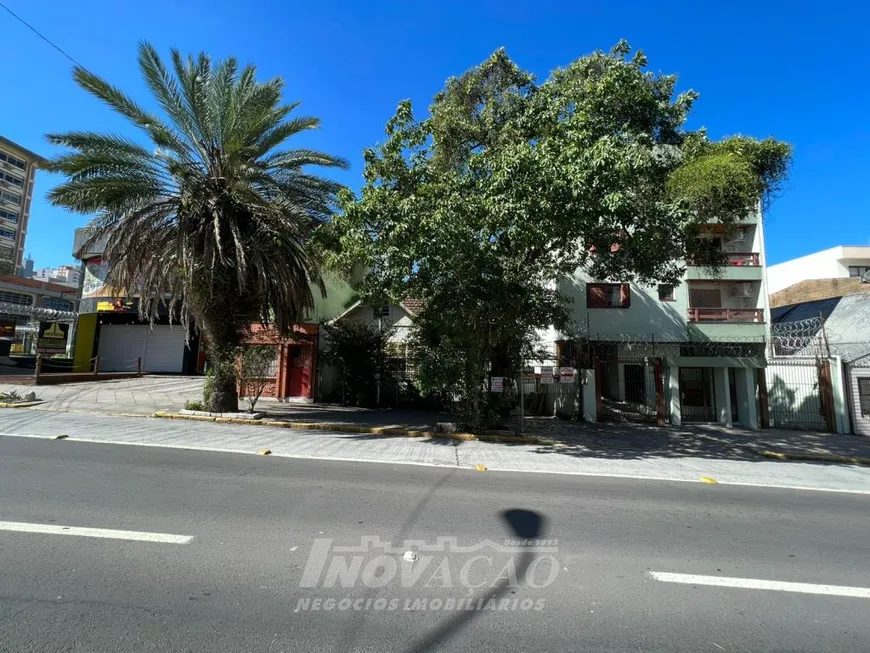 Foto 1 de Lote/Terreno à venda em Centro, Caxias do Sul