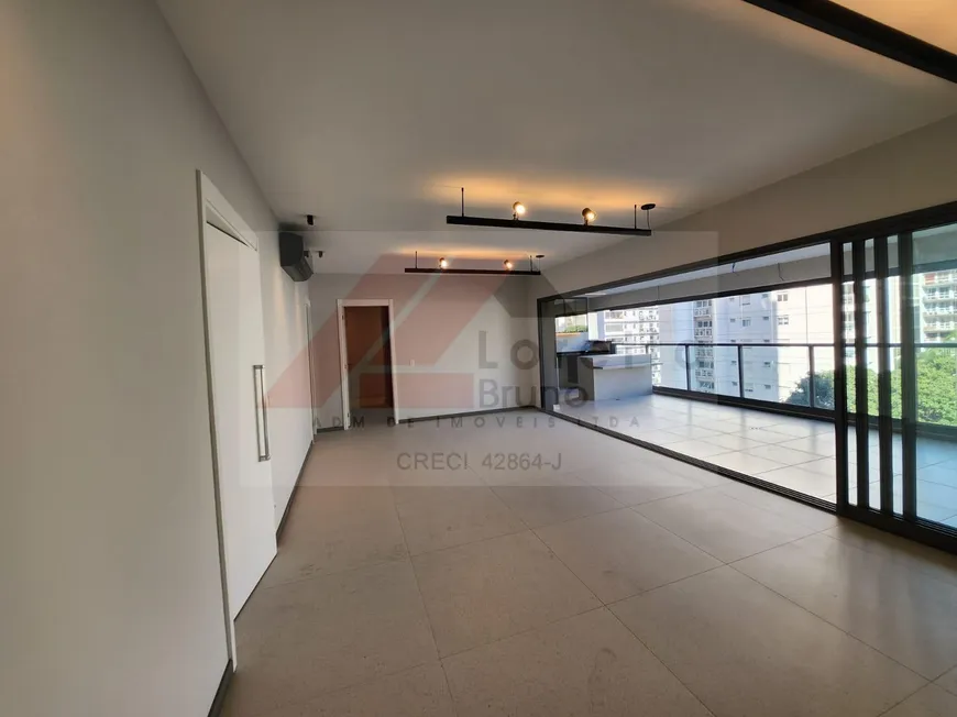 Foto 1 de Apartamento com 3 Quartos para venda ou aluguel, 162m² em Pinheiros, São Paulo