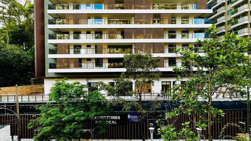 Foto 1 de Apartamento com 4 Quartos à venda, 131m² em Botafogo, Rio de Janeiro