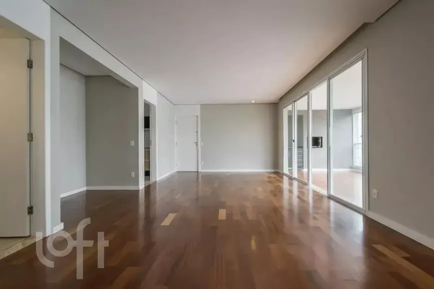 Foto 1 de Apartamento com 3 Quartos à venda, 135m² em Santo Amaro, São Paulo