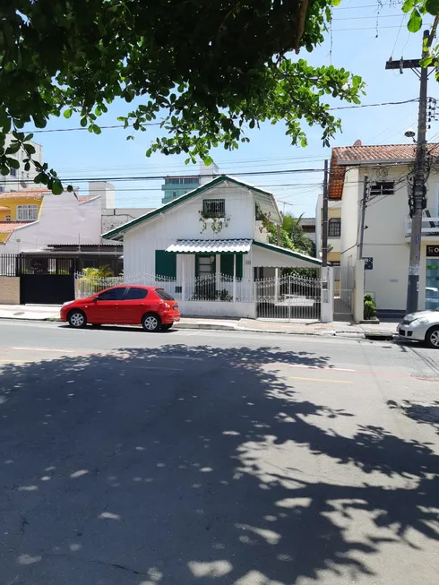 Foto 1 de Casa com 3 Quartos à venda, 240m² em Nacoes, Balneário Camboriú