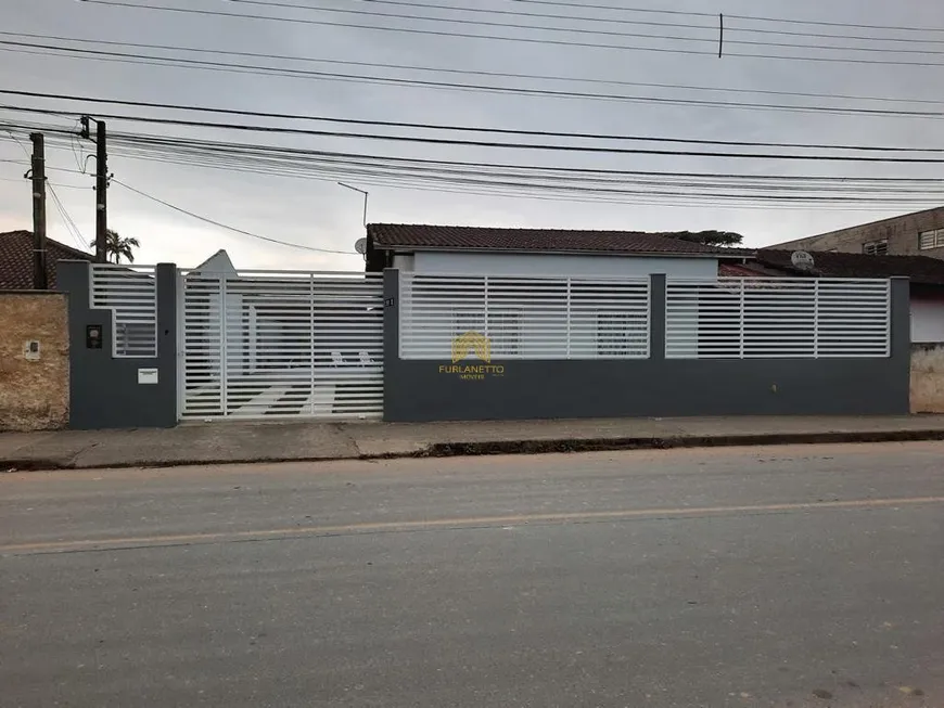 Foto 1 de Casa com 3 Quartos à venda, 120m² em Petrópolis, Joinville