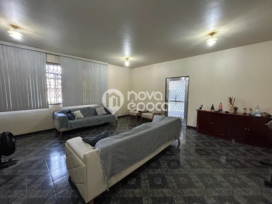 Foto 1 de Apartamento com 3 Quartos à venda, 222m² em Penha Circular, Rio de Janeiro