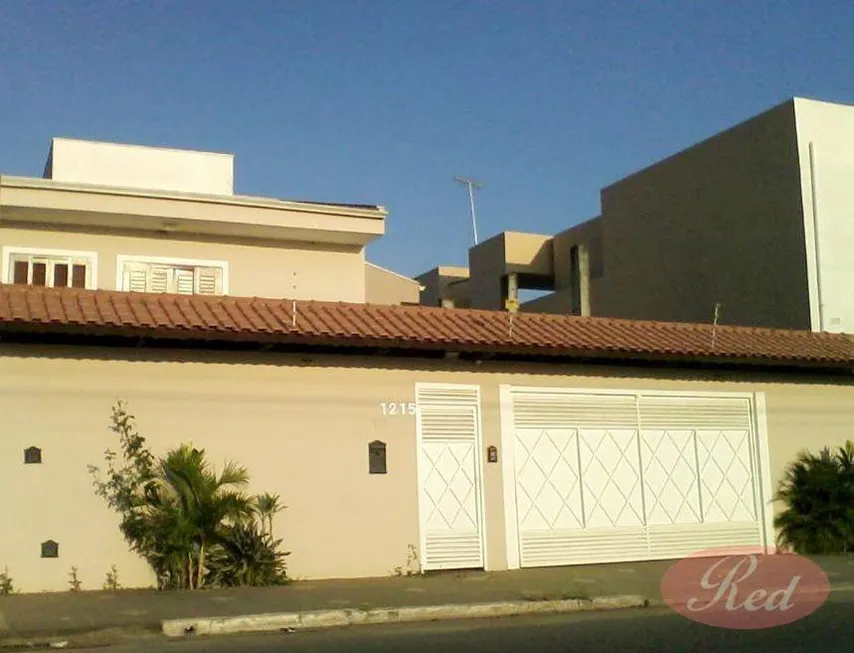 Foto 1 de Sobrado com 4 Quartos à venda, 480m² em Jardim dos Ipês, Suzano