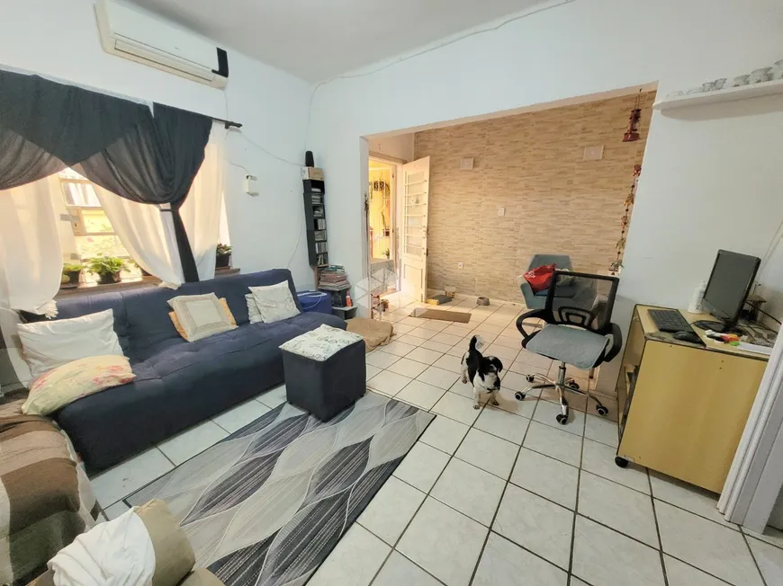 Foto 1 de Apartamento com 2 Quartos à venda, 81m² em Santa Cecília, Porto Alegre