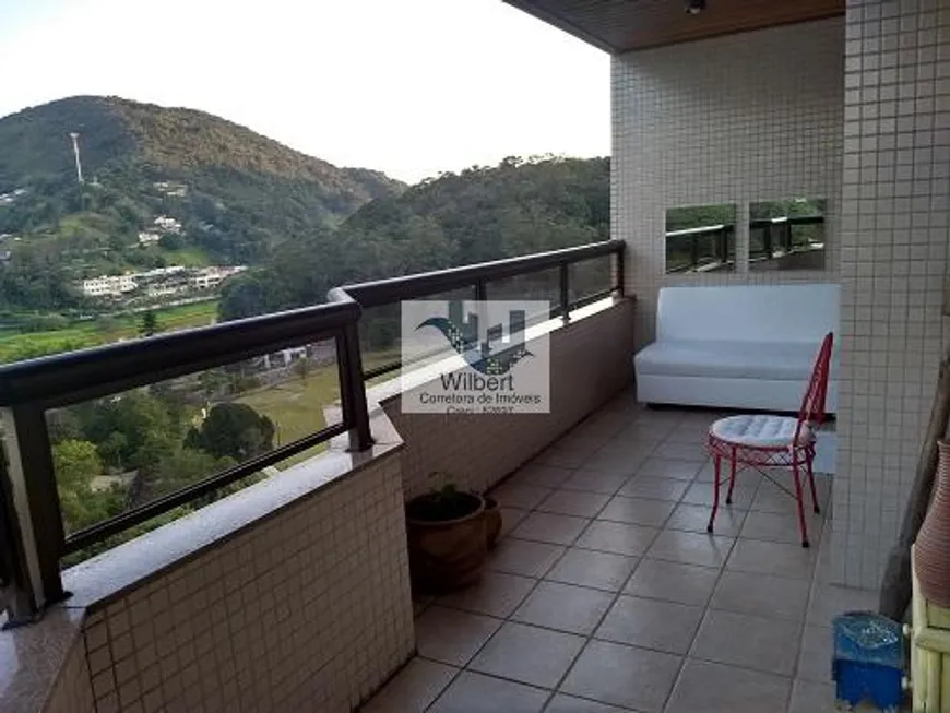 Foto 1 de Apartamento com 2 Quartos à venda, 94m² em Quitandinha, Petrópolis