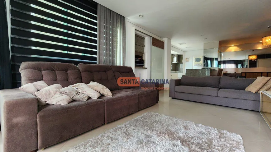 Foto 1 de Apartamento com 2 Quartos para alugar, 100m² em Centro, Balneário Camboriú