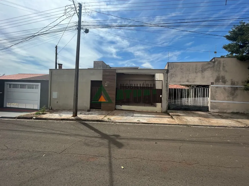 Foto 1 de Casa com 4 Quartos à venda, 180m² em Jardim Alto do Cafezal, Londrina