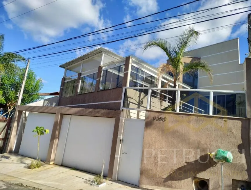 Foto 1 de Casa com 4 Quartos à venda, 300m² em Vila Planalto, Vinhedo