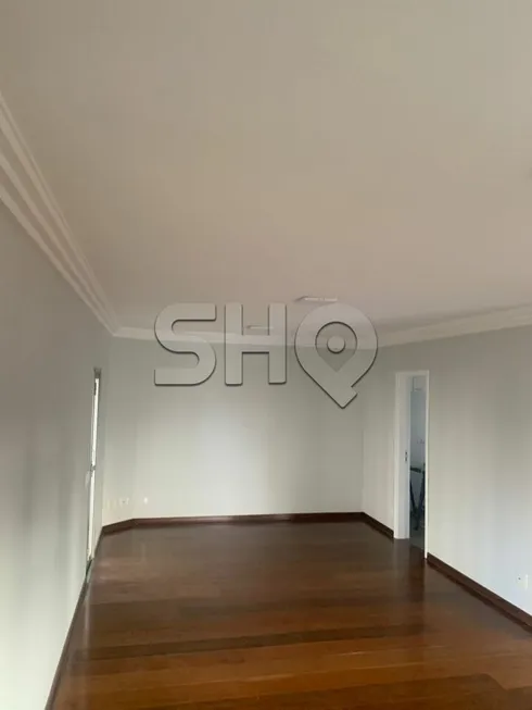 Foto 1 de Apartamento com 3 Quartos à venda, 180m² em Jardim Londrina, São Paulo