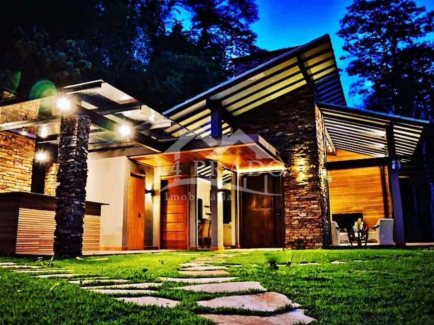 Foto 1 de Casa com 3 Quartos à venda, 153m² em Posse, Petrópolis