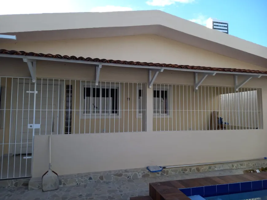 Foto 1 de Casa com 3 Quartos para alugar, 142m² em Candeias, Jaboatão dos Guararapes