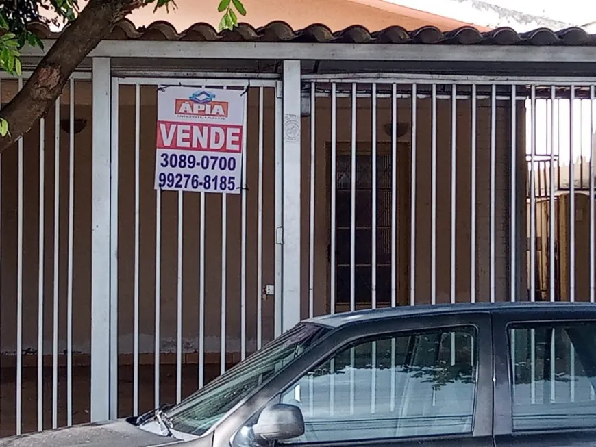 Foto 1 de Casa com 2 Quartos à venda, 89m² em Setor Coimbra, Goiânia