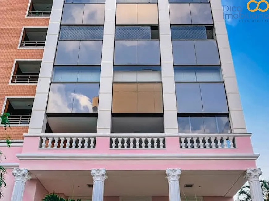 Foto 1 de Apartamento com 3 Quartos à venda, 319m² em Meireles, Fortaleza