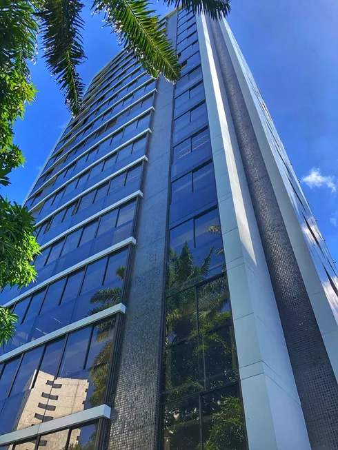 Foto 1 de Apartamento com 5 Quartos à venda, 320m² em Jaqueira, Recife