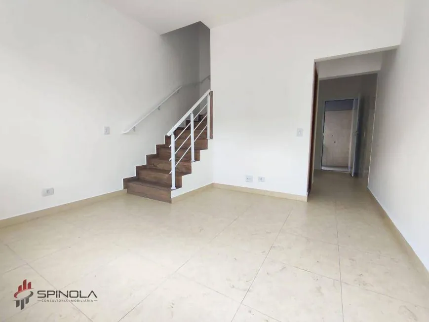Foto 1 de Casa de Condomínio com 2 Quartos à venda, 64m² em Maracanã, Praia Grande
