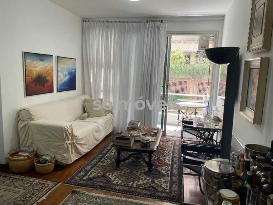 Foto 1 de Apartamento com 3 Quartos à venda, 130m² em Lagoa, Rio de Janeiro