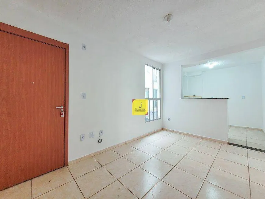 Foto 1 de Apartamento com 2 Quartos à venda, 44m² em Industrial, Juiz de Fora
