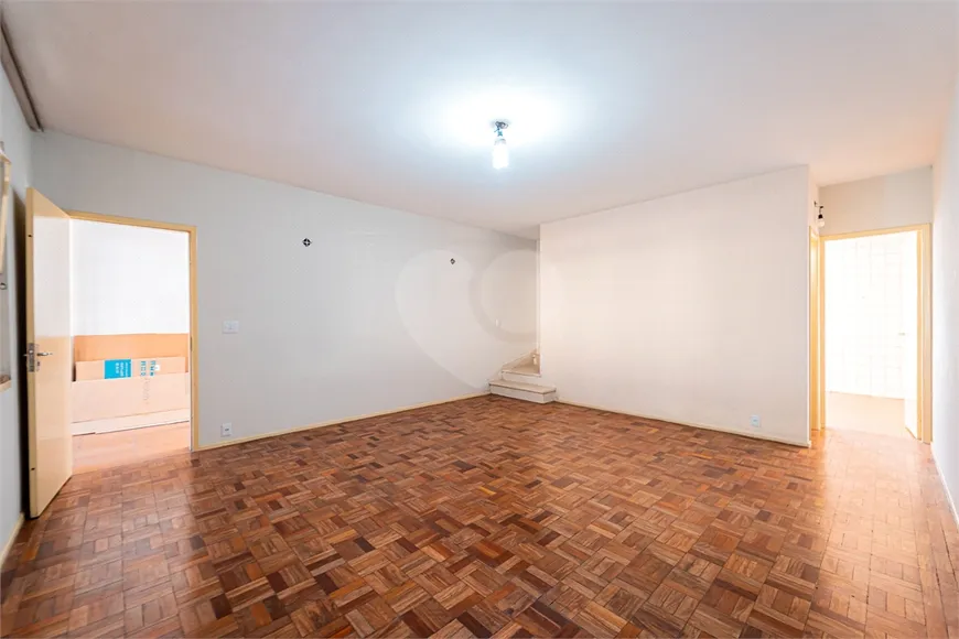 Foto 1 de Casa com 3 Quartos à venda, 260m² em Cupecê, São Paulo