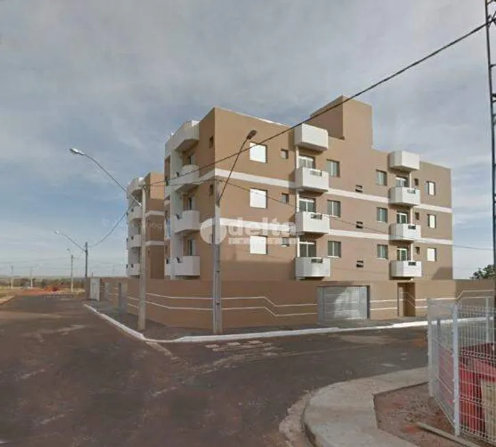 Foto 1 de Apartamento com 2 Quartos à venda, 56m² em Laranjeiras, Uberlândia