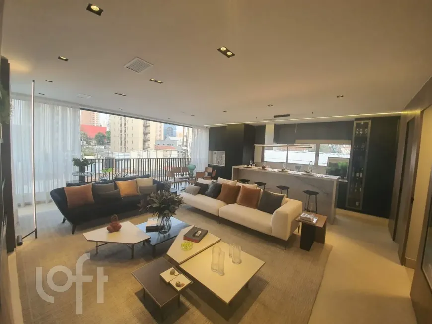 Foto 1 de Apartamento com 3 Quartos à venda, 155m² em Itaim Bibi, São Paulo