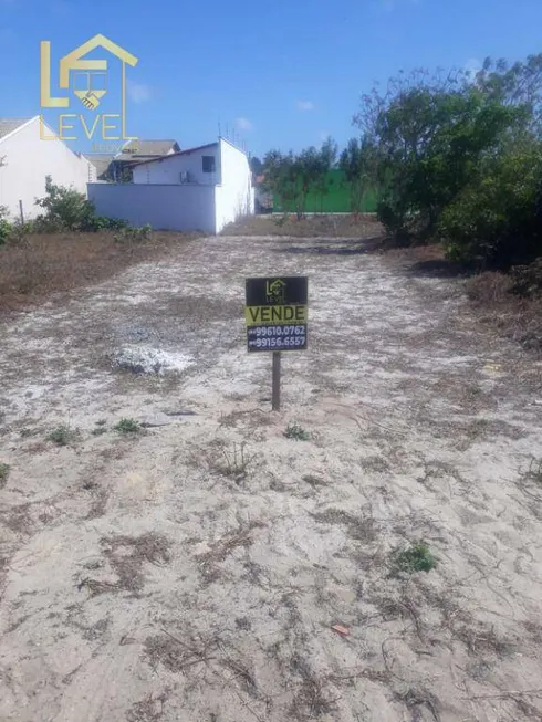 Foto 1 de Lote/Terreno à venda, 150m² em Divineia, Aquiraz