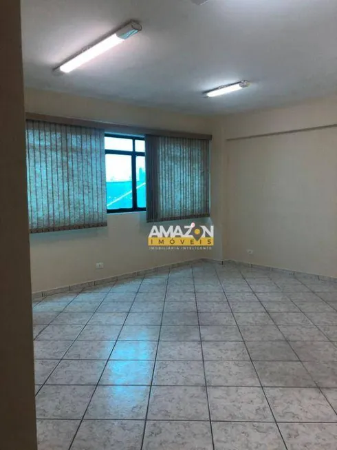 Foto 1 de Sala Comercial para alugar, 30m² em Centro, Taubaté