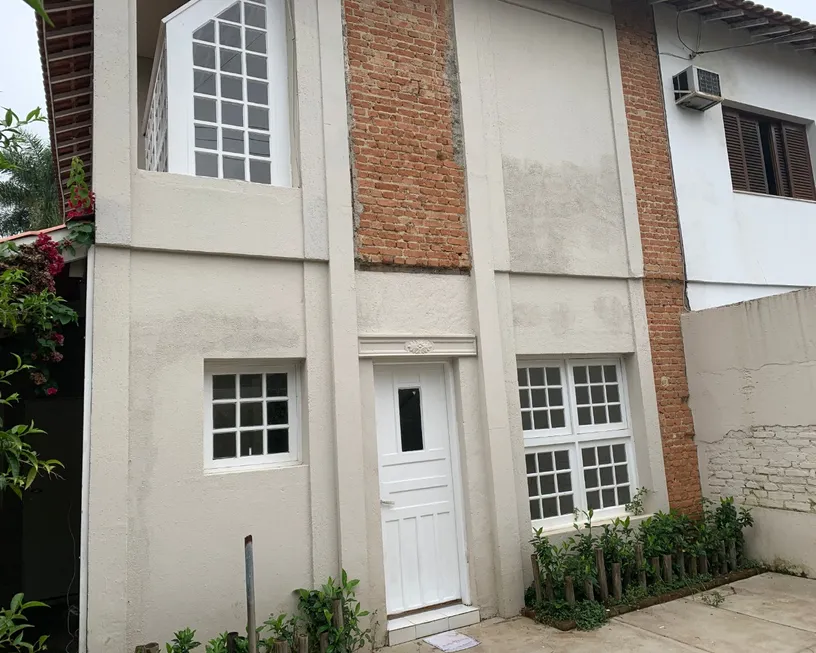 Foto 1 de Sobrado com 3 Quartos à venda, 220m² em Jardim Paulistano, São Paulo