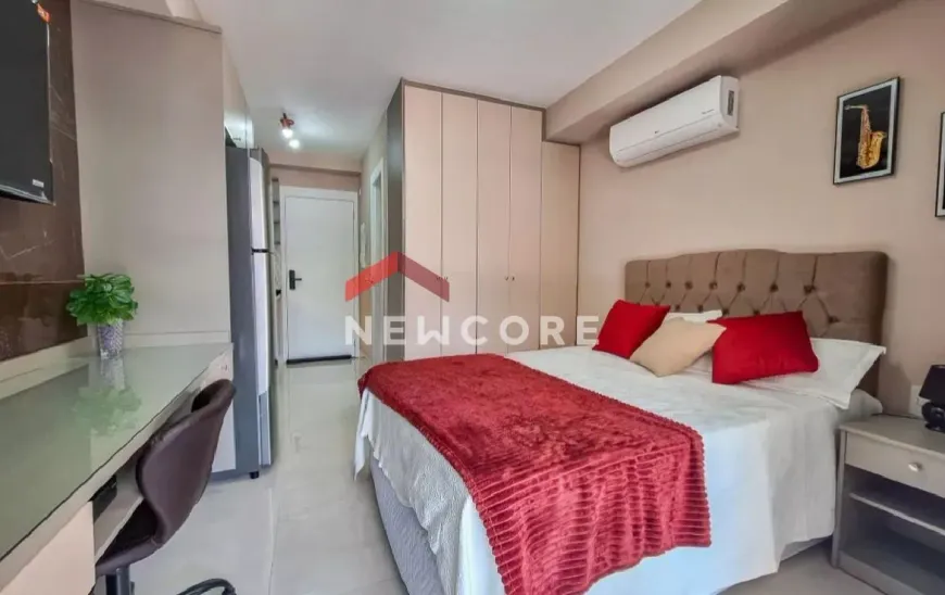 Foto 1 de Kitnet com 1 Quarto à venda, 27m² em Vila Mariana, São Paulo