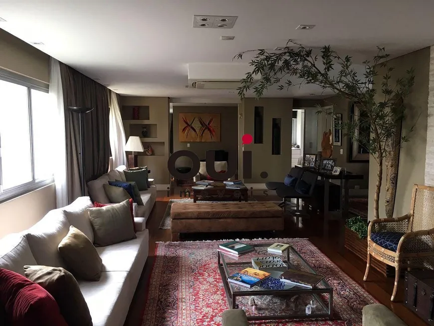 Foto 1 de Apartamento com 3 Quartos para venda ou aluguel, 156m² em Jardim Paulista, São Paulo