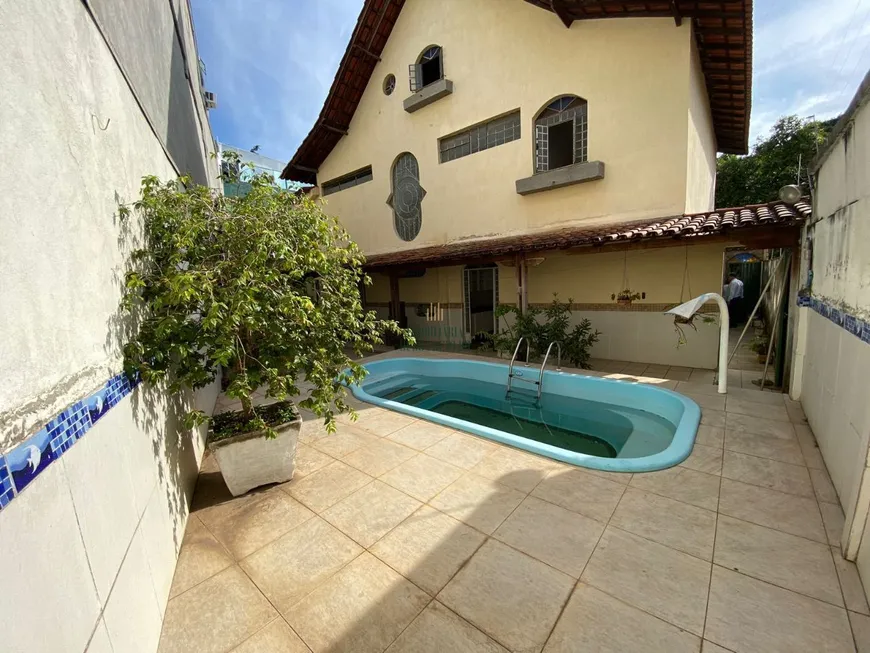 Foto 1 de Casa com 5 Quartos à venda, 363m² em Ouro Preto, Belo Horizonte