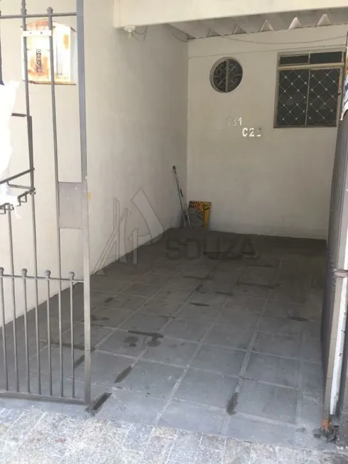 Foto 1 de Casa com 2 Quartos para alugar, 60m² em Chora Menino, São Paulo