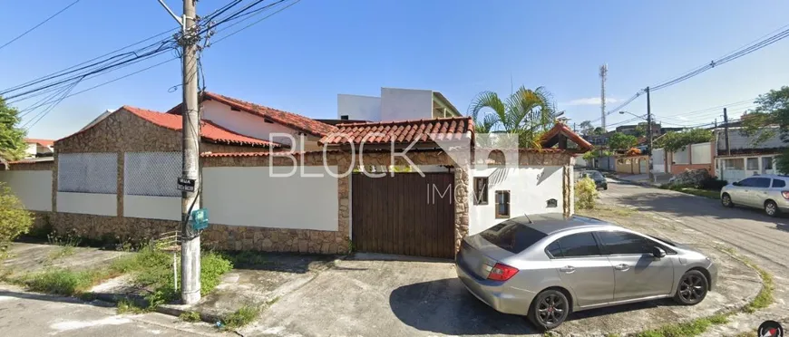 Foto 1 de Casa com 3 Quartos à venda, 183m² em Campo Grande, Rio de Janeiro