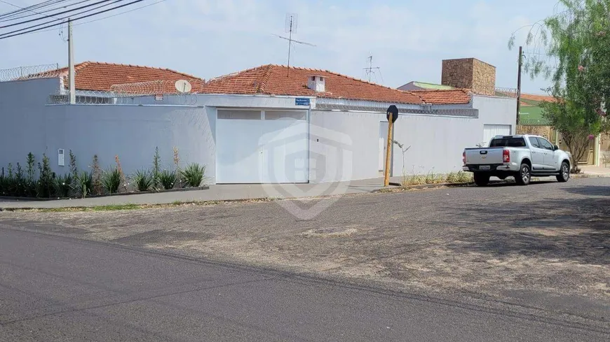 Foto 1 de Casa com 3 Quartos à venda, 190m² em Parque Vista Alegre, Bauru