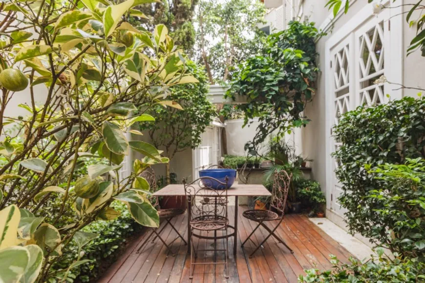 Foto 1 de Casa com 3 Quartos à venda, 332m² em Jardim Paulistano, São Paulo