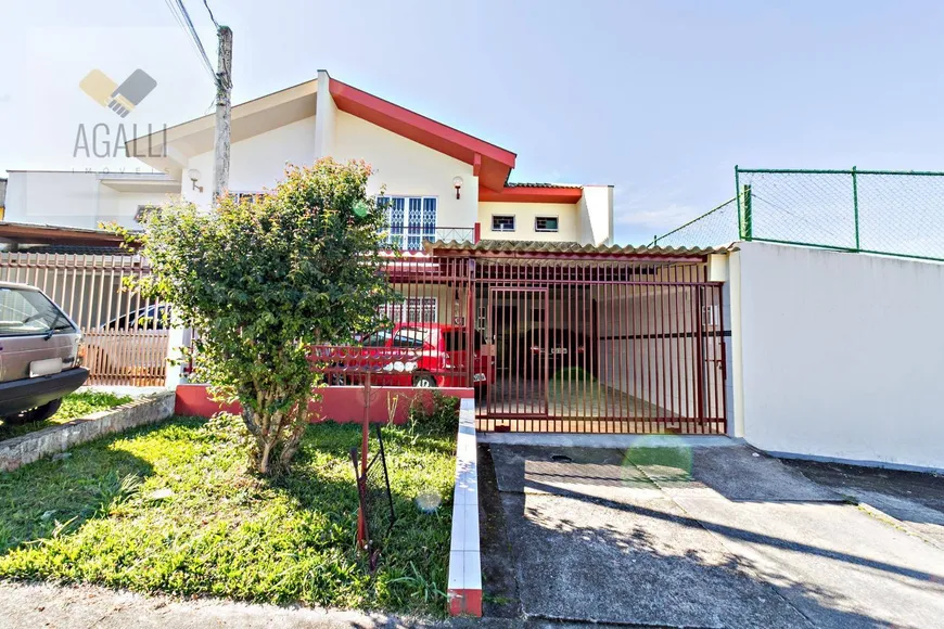 Foto 1 de Sobrado com 4 Quartos à venda, 184m² em Saõ Domingos, São José dos Pinhais