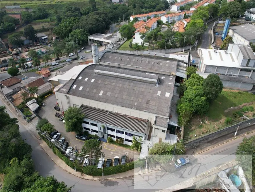 Foto 1 de Galpão/Depósito/Armazém à venda, 3208m² em Jardim do Rio Cotia, Cotia