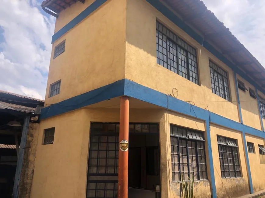 Foto 1 de Lote/Terreno à venda, 777m² em Castanheira, Belo Horizonte