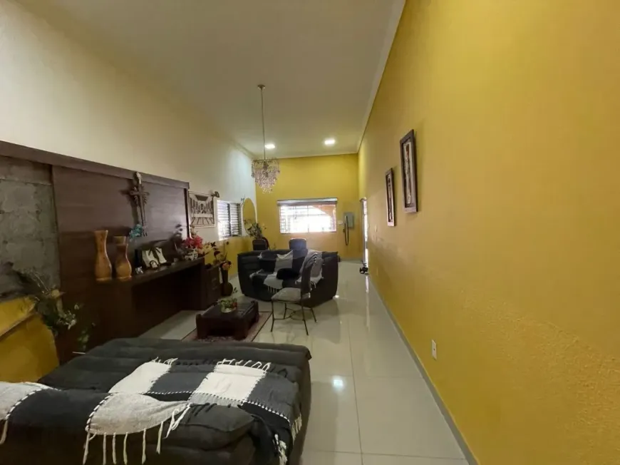 Foto 1 de Casa com 6 Quartos à venda, 600m² em Porto, Cuiabá