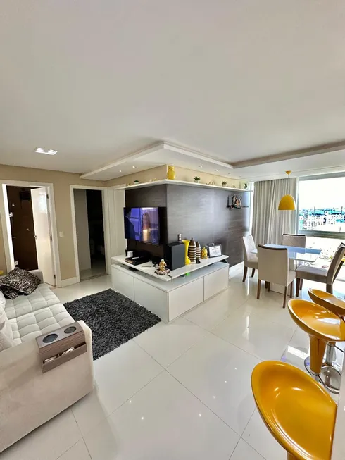 Foto 1 de Apartamento com 2 Quartos à venda, 56m² em Piatã, Salvador