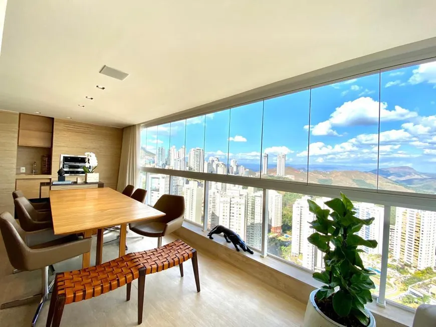 Foto 1 de Apartamento com 4 Quartos à venda, 157m² em Vale do Sereno, Nova Lima
