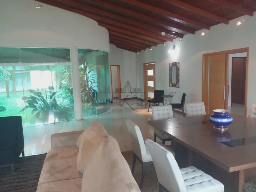 Foto 1 de Casa de Condomínio com 4 Quartos para alugar, 600m² em Condomínio Residencial Mirante do Vale, Jacareí