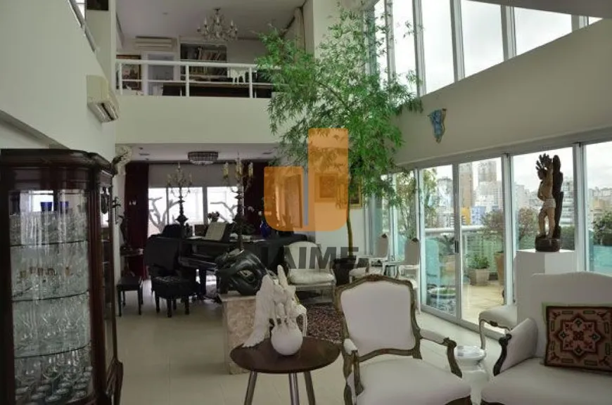 Foto 1 de Apartamento com 3 Quartos à venda, 346m² em Jardim Nova Vitória II, São Paulo