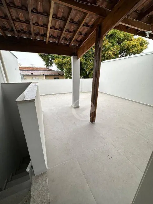 Foto 1 de Sobrado com 2 Quartos à venda, 120m² em Vila Cecilia Maria, Santo André