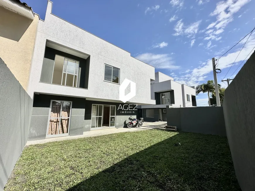 Foto 1 de Casa de Condomínio com 3 Quartos à venda, 195m² em Portão, Curitiba