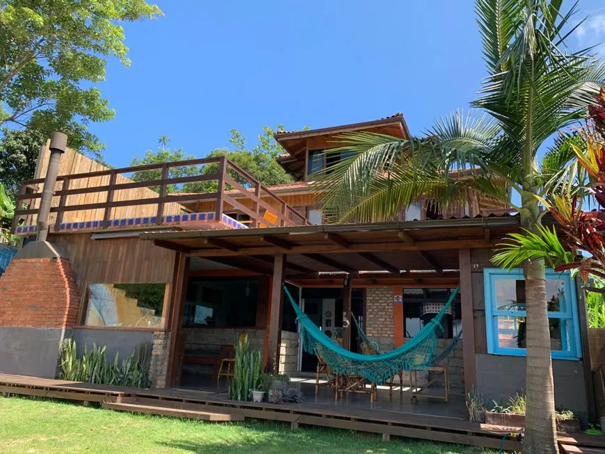 Foto 1 de Casa com 4 Quartos à venda, 300m² em Praia da Gamboa, Garopaba